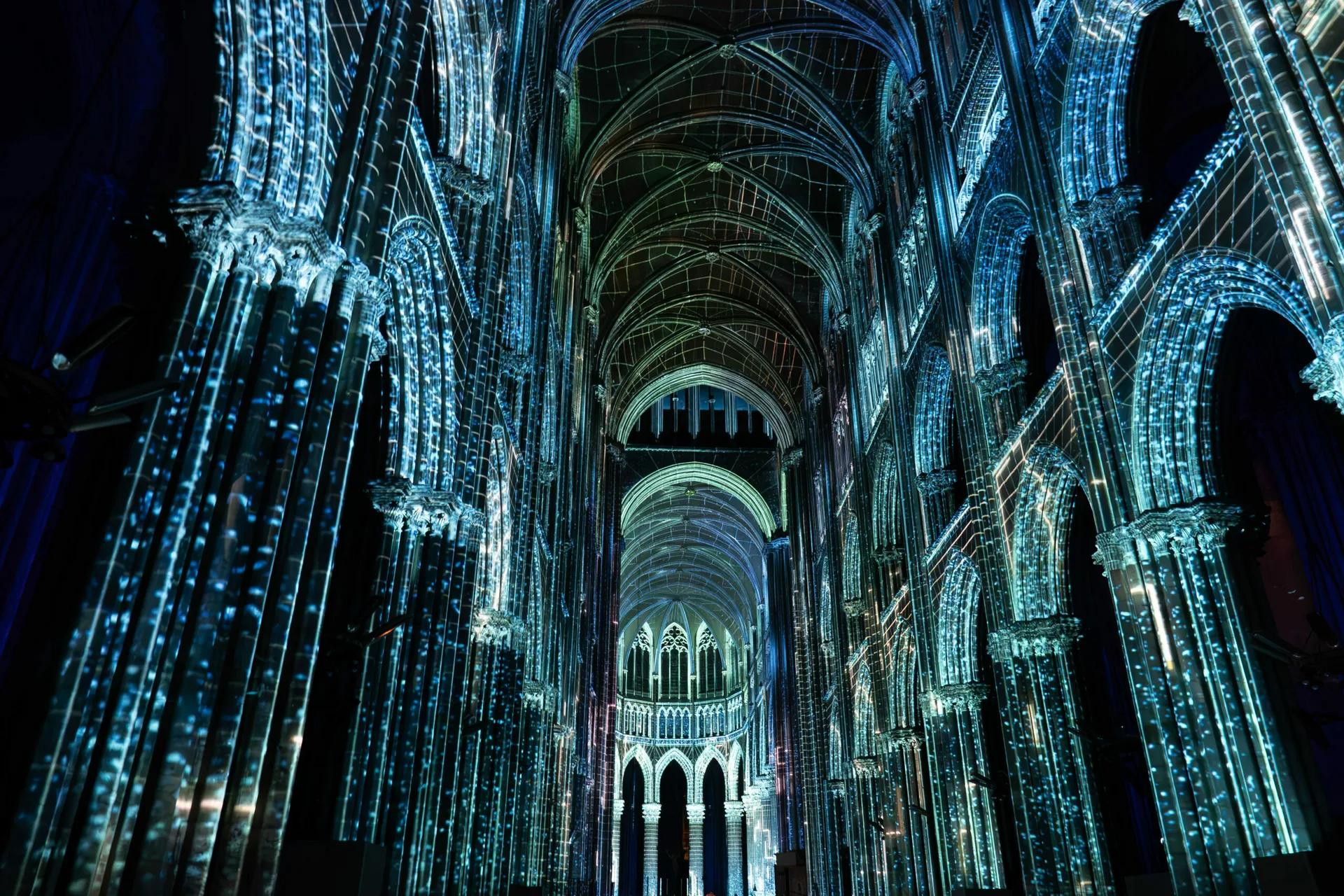 Ce soir, le lancement de LUMINISCENCE à Rouen : une expérience lumineuse à couper le souffle