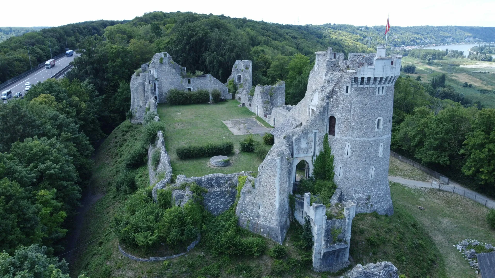 Cet été, remonte le temps au Château de Robert le Diable !