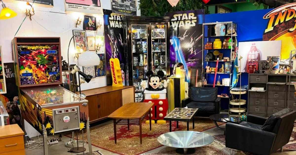 Label Brocante, le hangar géant de 10 000 m² qui cache les plus belles pépites vintage de Normandie